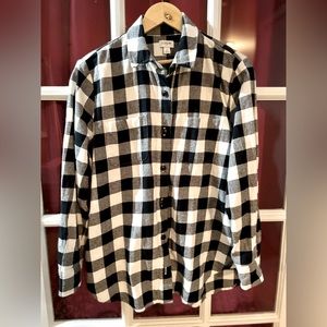 J. Crew. Brand new 100% cotton super soft plaid shirt. Size: small. Final sale.
